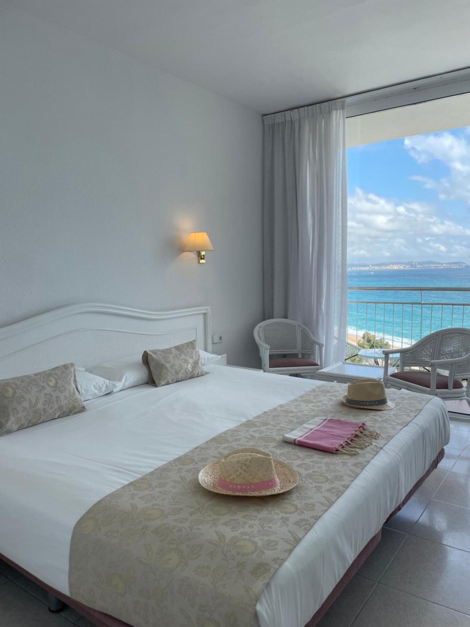 Aromar Hotel